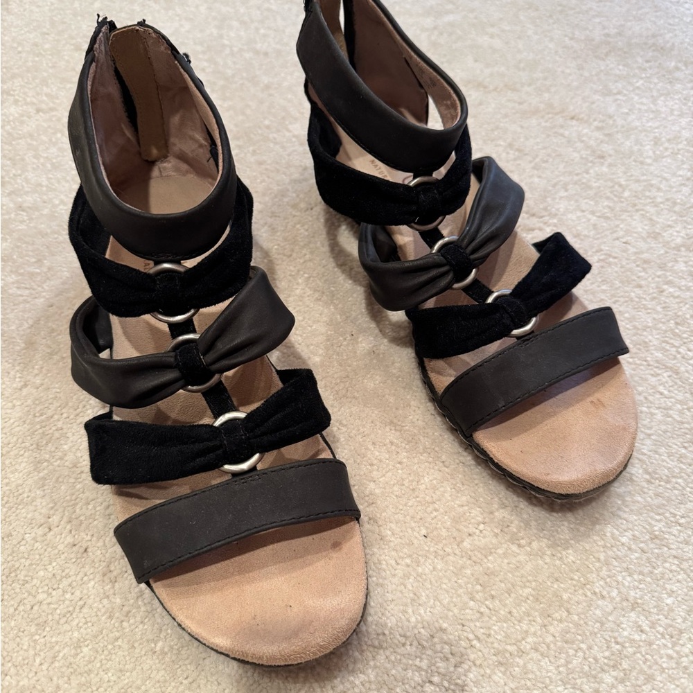 Soul Naturalizer Black Strappy Sandals
